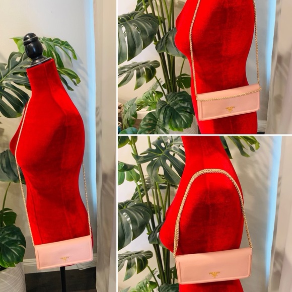 Prada Wallet - Picture 12 of 15